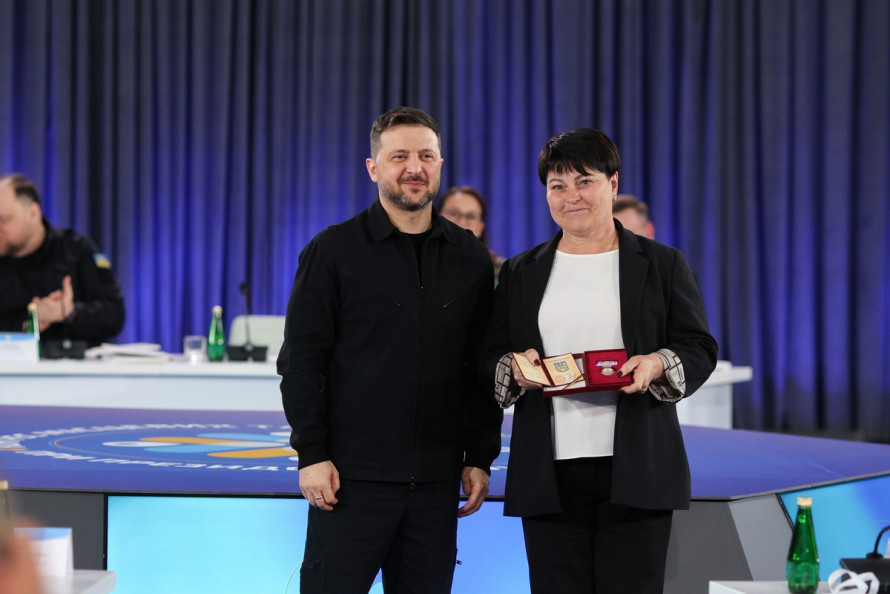 Гуляйполе та Оріхів отримали відзнаки "Міст-героїв України" від Володимира Зеленського (фото)