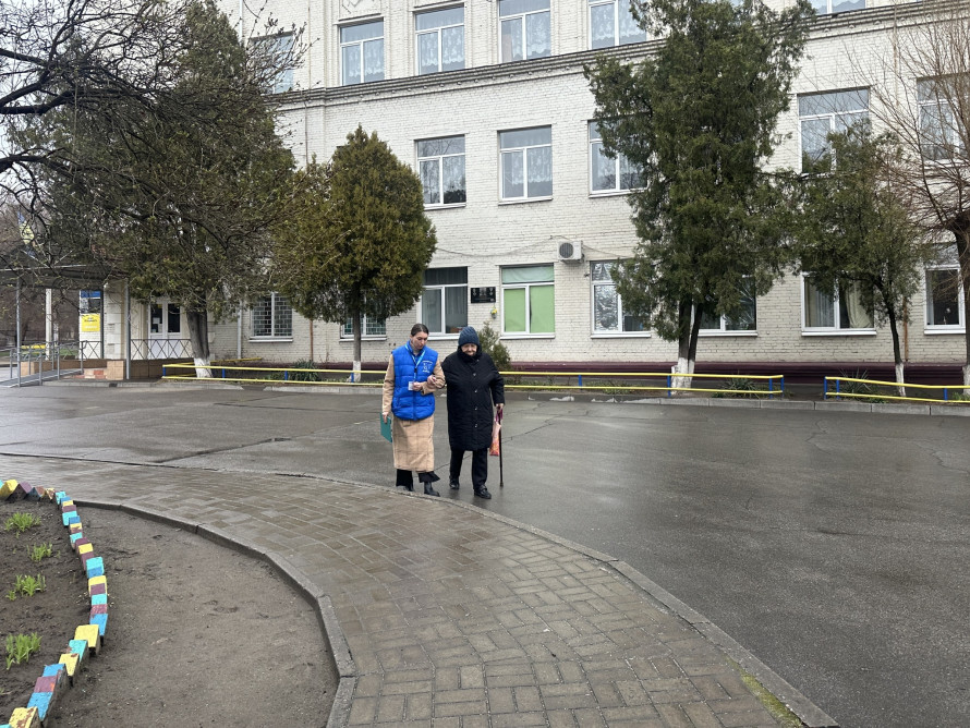 В чужому місті без родичів та знайомих - як пенсіонерка з Оріхова розпочала нове життя в Запоріжжі (фото)