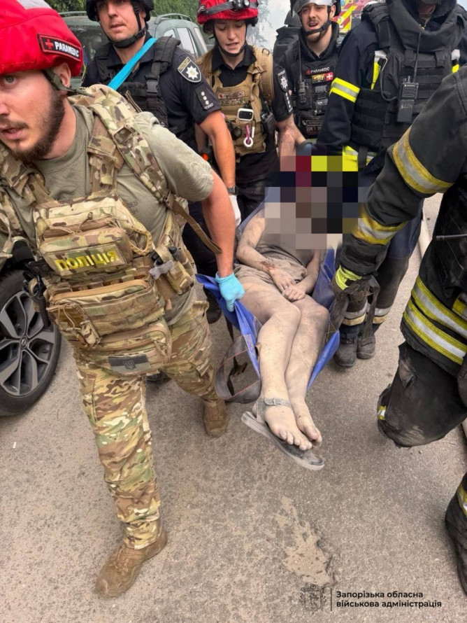 Не вижила після удару КАБами: у Запоріжжі загинула випускниця політехніки (фото)