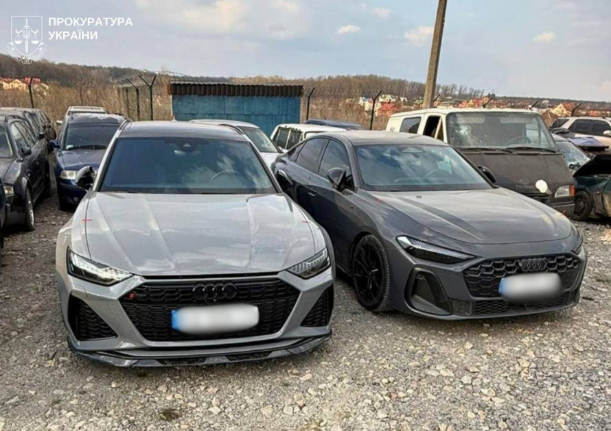 Десятки мільйонів: у Запоріжжі викрили схему на ринку пального (фото, відео)