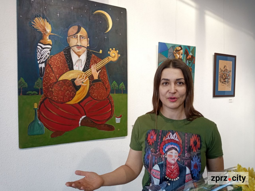 "Мені подобається цей образ загадковістю і містицизмом": у Запоріжжі відкрили сучасну виставку Мамаїв - фото