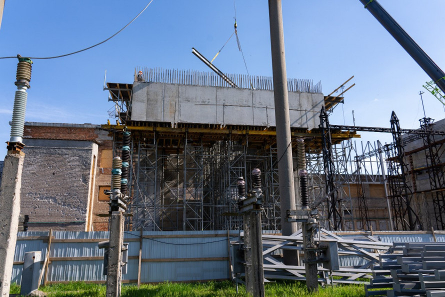 Після посилення обстрілів: на Запоріжжі зводять новий рівень захисту енергооб’єктів (фото)