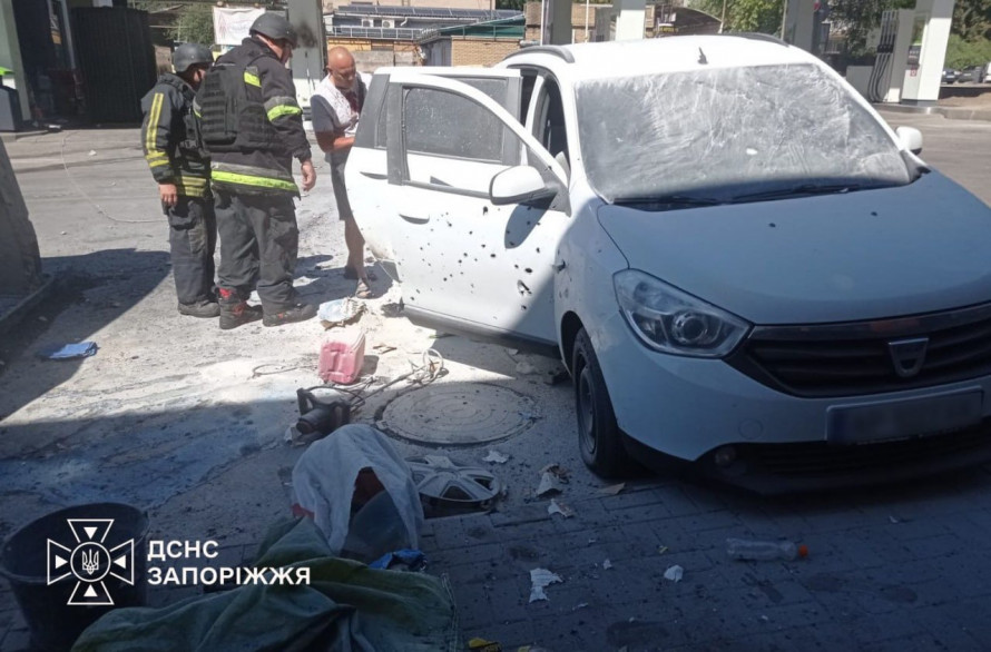 Двоє людей загинули, вісім - поранені: наслідки ворожих атак Запоріжжя і області за добу