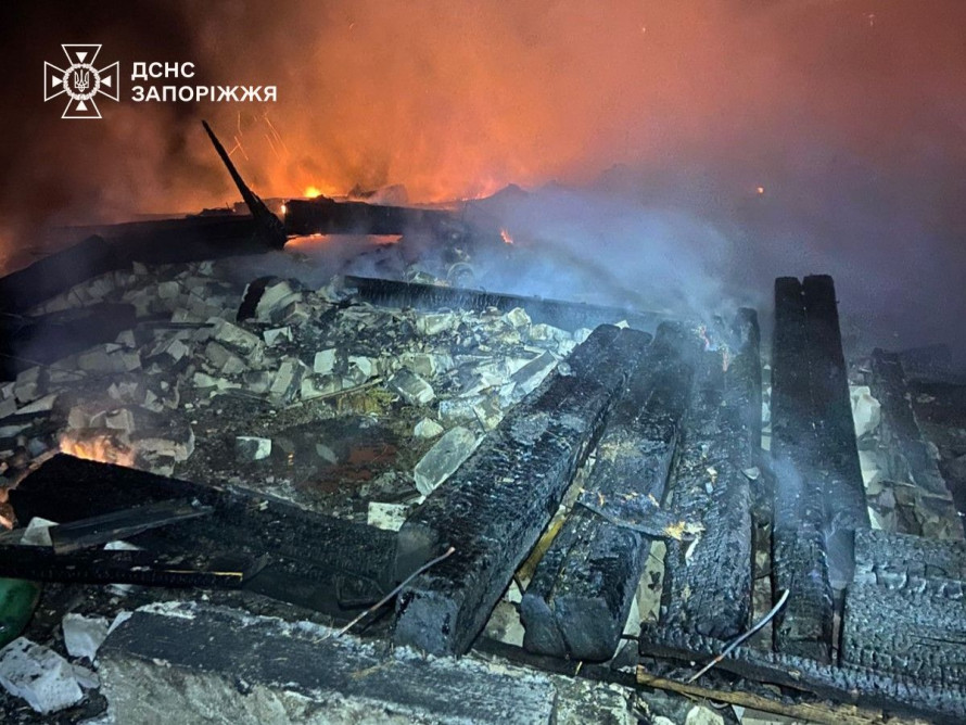 На Запоріжжі нічна пожежа забрала життя людини