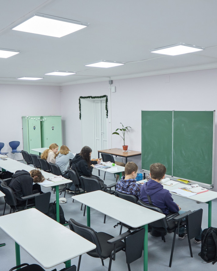 У Запоріжжі з’явився новий безпечний освітній простір для дітей з тимчасово окупованої громади (фото)