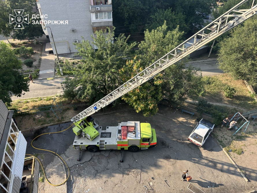 Ворог атакував у Запоріжжі магазин і транспорт - скільки людей поранено за добу