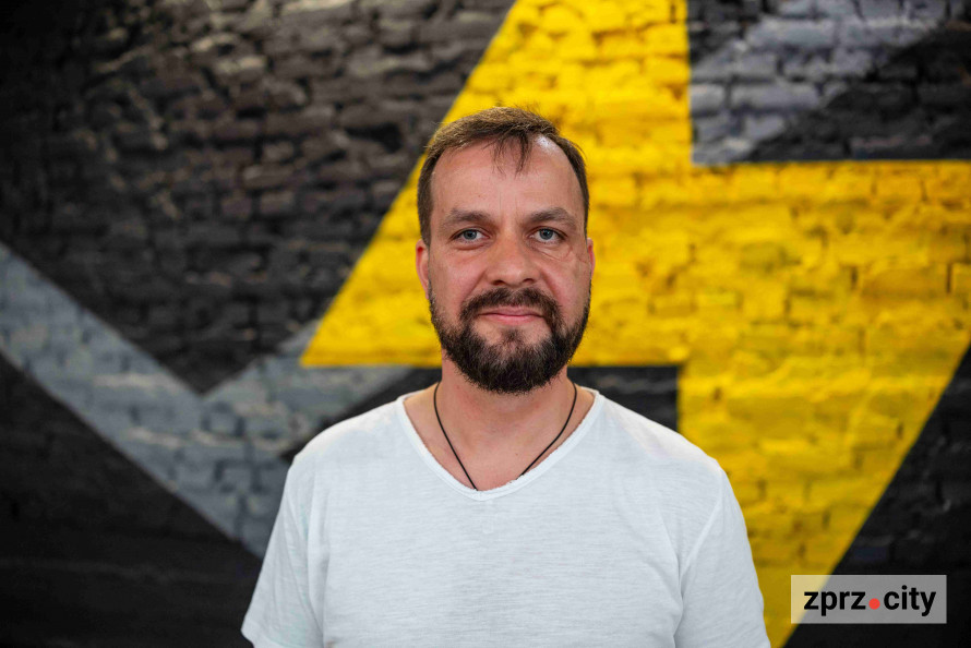 "За цим майбутнє": у Запоріжжі ветеранів навчали використовувати штучний інтелект