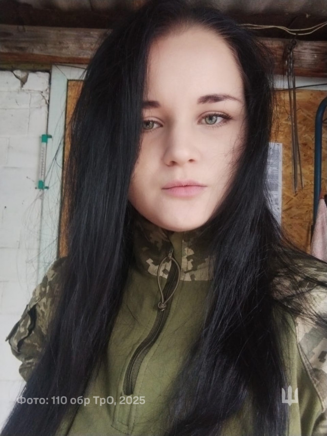 Замість лікарняних палат – передова: як запоріжанка «Міка» рятує воїнів на фронті (фото)