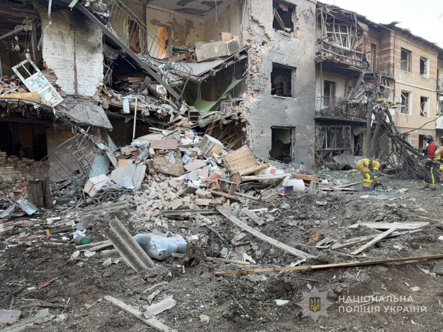 Семеро людей загинули, ще 20 - поранені: наслідки ворожих атак по Запоріжжю і області за добу