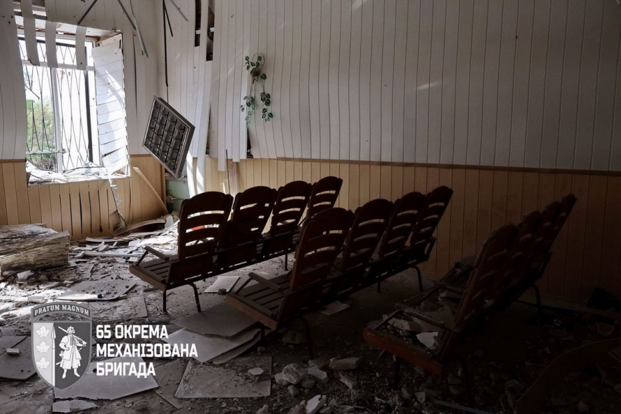 Оріхівська залізнична станція після обстрілів: кадри руйнувань шокують (фото)