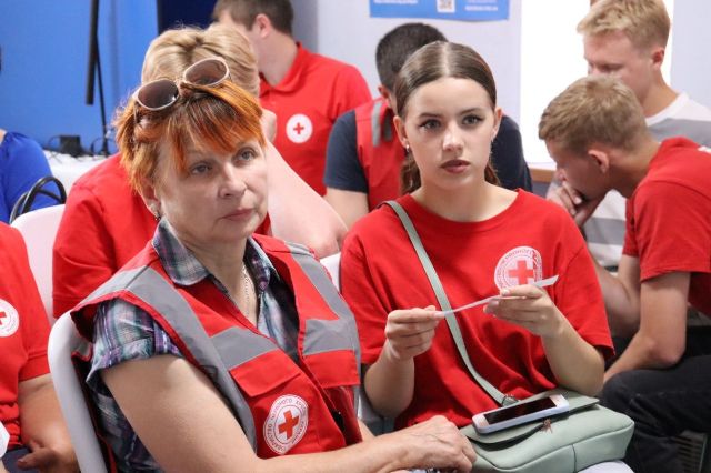 Навчають і допомагають - як у Запоріжжі працює Громадський центр Червоного Хреста (фото)