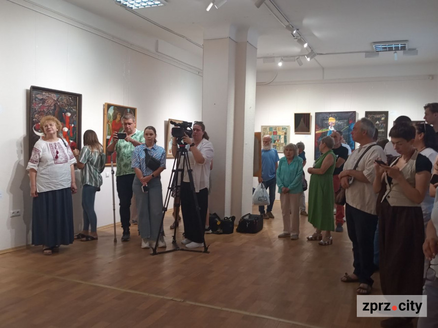 У Запорізькому художньому музеї показали мистецтво, яке дивувало у 1990-ті роки - фото