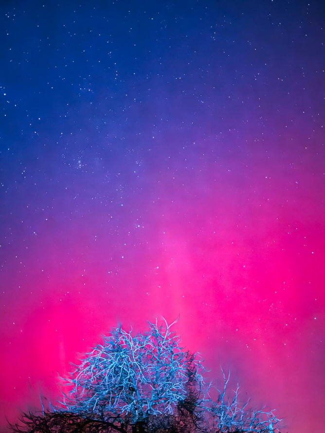 Магія в небі: запоріжці спостерігали рідкісне північне сяйво (фото)