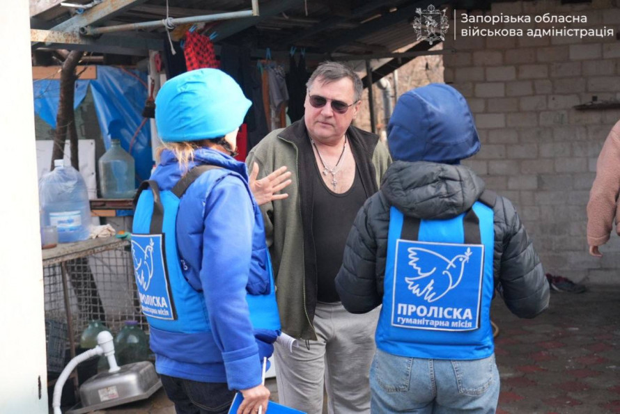 Росіяни атакували приватний сектор у Запоріжжі дронами: поранена жінка (фото)