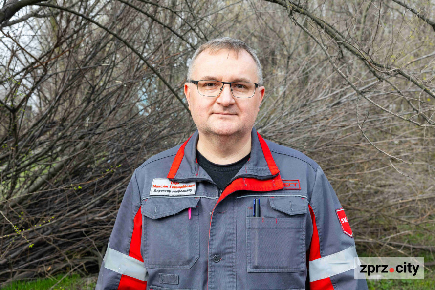 Запорізькі металурги долучилися до весняного прибирання міста