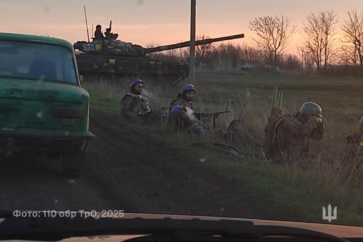 «Ріднесенька, заведися!» — боєць ТрО з Мелітополя розповів, як рятував побратимів під обстрілами