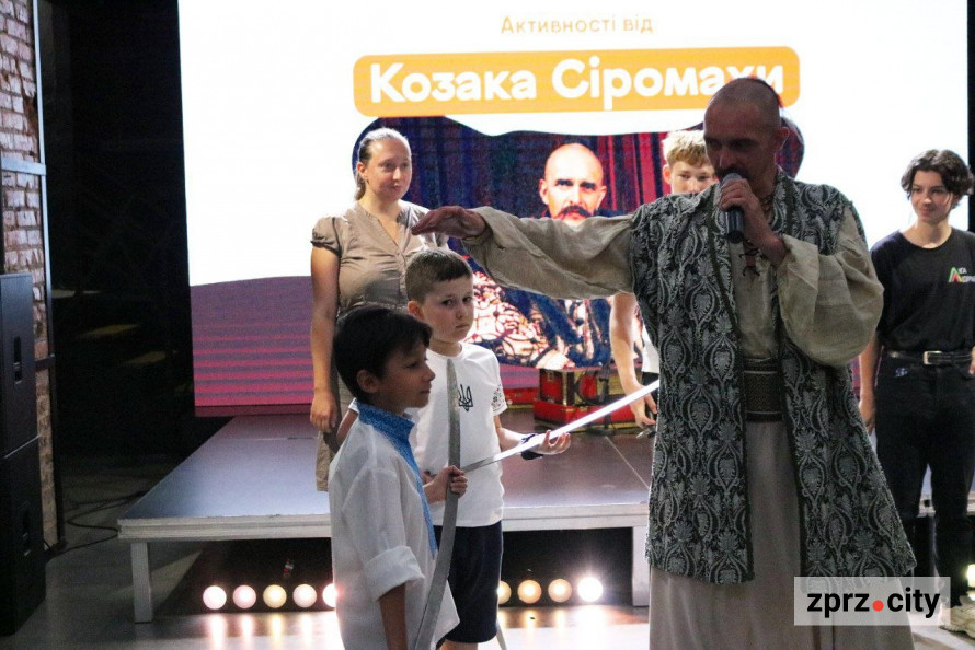 Шабля, Сіромаха і вогняний козак: як завершився етносимпозіум "Витоки" у Запоріжжі (фото)