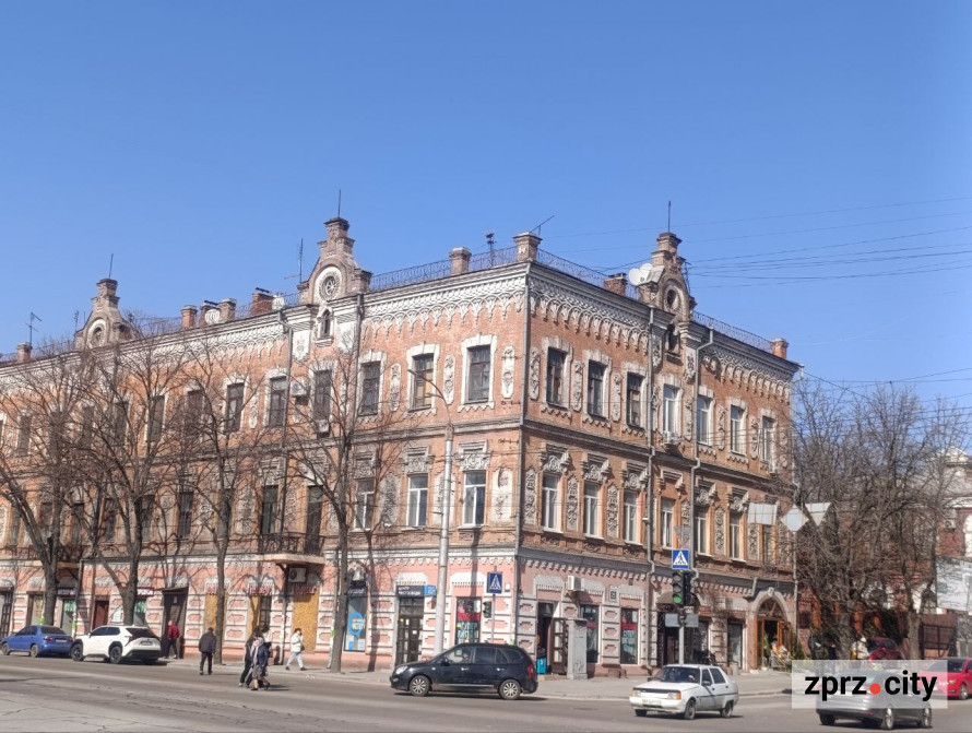 Еклектика, модерн і долі людей: що приховують будинки Лещинського та Ланшина в Запоріжжі (фото)