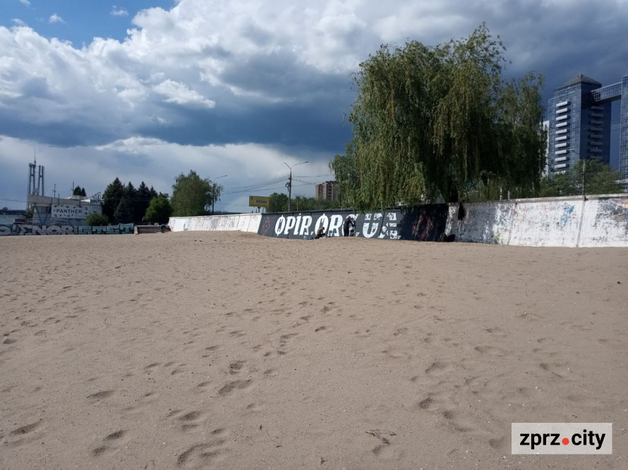 У Запоріжжі розписав стіни лауреат Шевченківської премії - ексклюзивне інтерв'ю