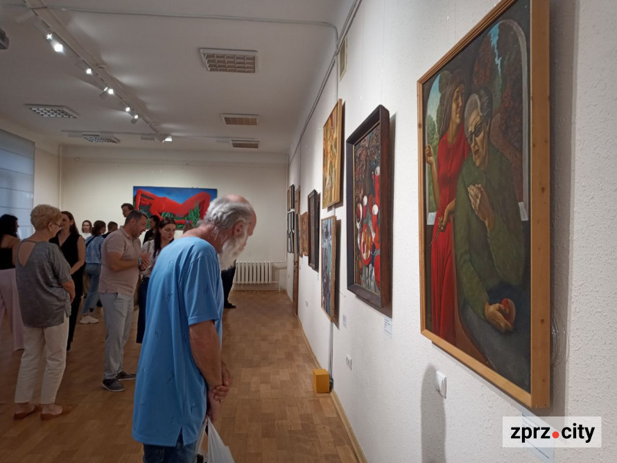 У Запорізькому художньому музеї показали мистецтво, яке дивувало у 1990-ті роки - фото