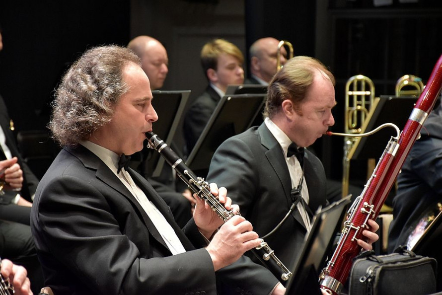 "Давно хотів зіграти цей концерт у рідній філармонії": 23-річний піаніст зачарував запоріжців разом із симфонічним оркестром