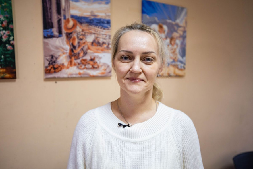 Відволіктися та морально відновитись: у запорізькому «Опліч Хабі» проходять безкоштовні заняття живопису з елементами арттерапії - як записатись