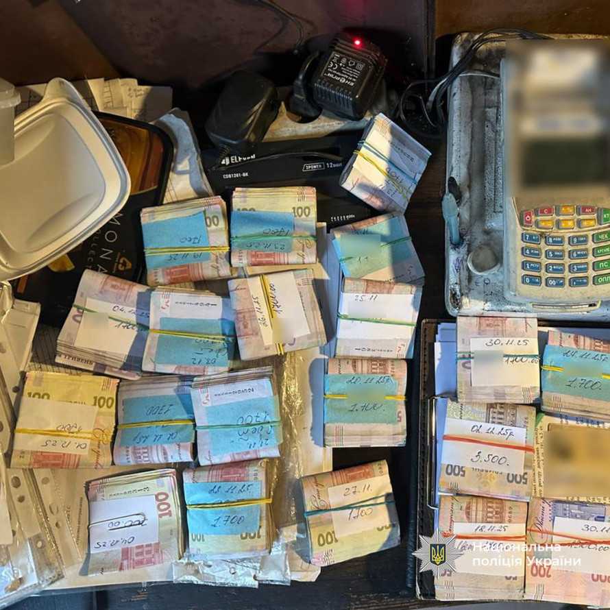 "Газові" злочинці - у Запоріжжі організована група непомітно відбирала газ із магістралі та продавала його на АЗС (фото, відео)