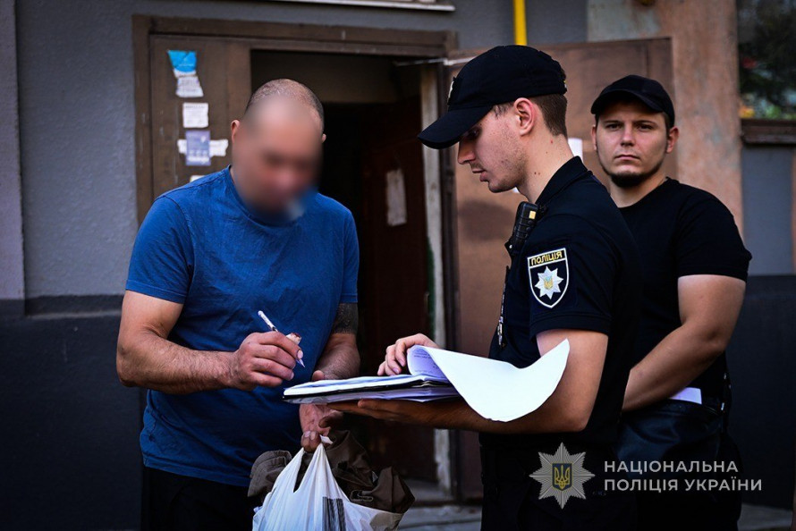 Поранився під час убивства і видав себе: на Запоріжжі військовий у СЗЧ зарізав чеченського добровольця