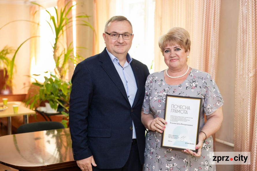 На Запоріжсталі привітали пенсіонерів виробництва до Дня металурга та гірника