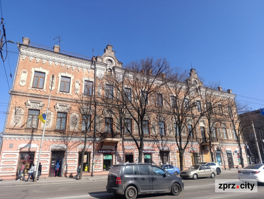 Еклектика, модерн і долі людей: що приховують будинки Лещинського та Ланшина в Запоріжжі (фото)