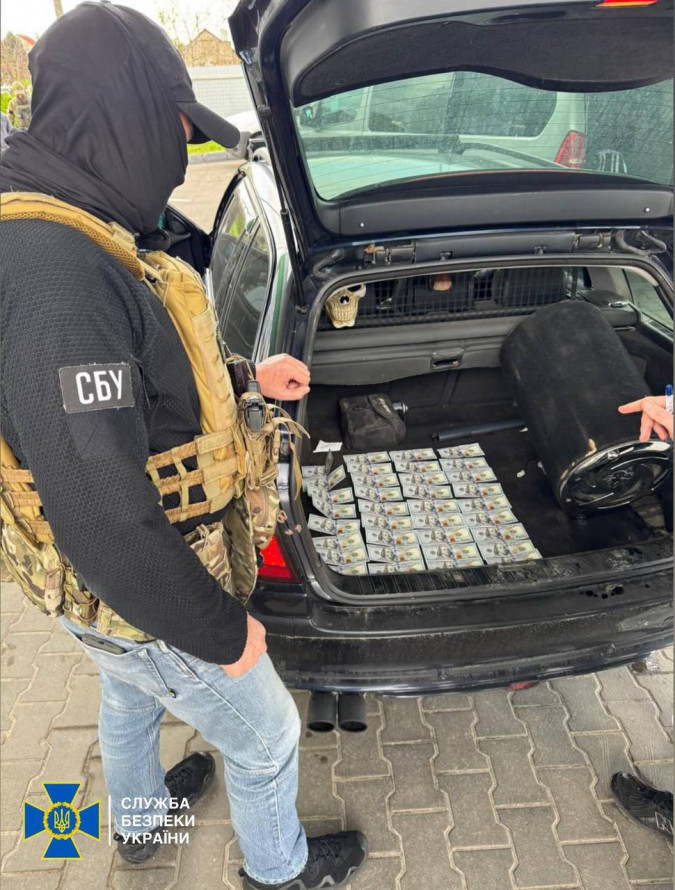 Схема для ухилянтів: нацгвардієць із Запоріжжя допомагав чоловікам тікати за кордон