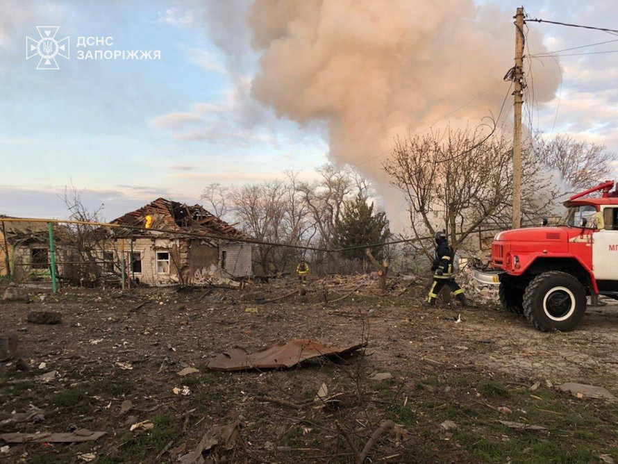 Росіяни вдарили по Запорізькій області: загинули люди, є постраждалі