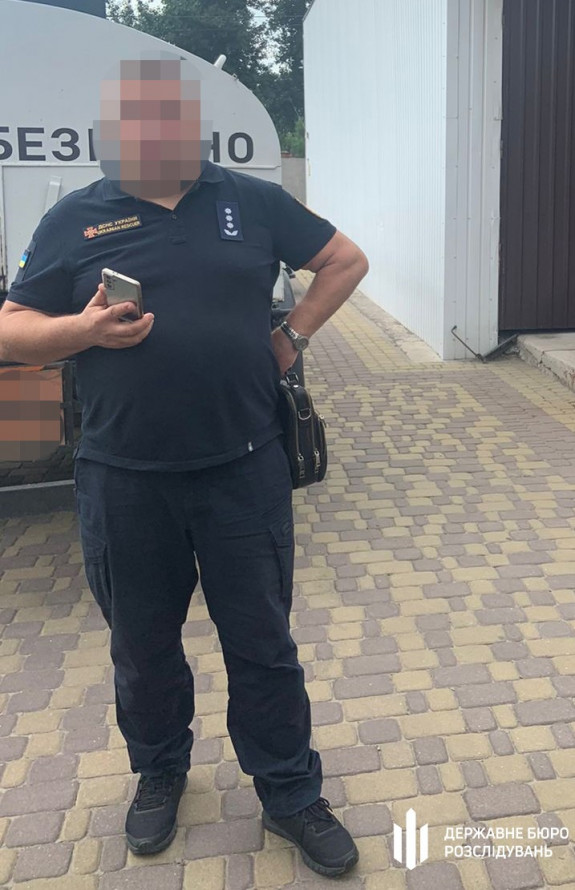 Переплатив на закупівлі спецтехніки: експосадовцю запорізького ДСНС оголосили нову підозру (фото)