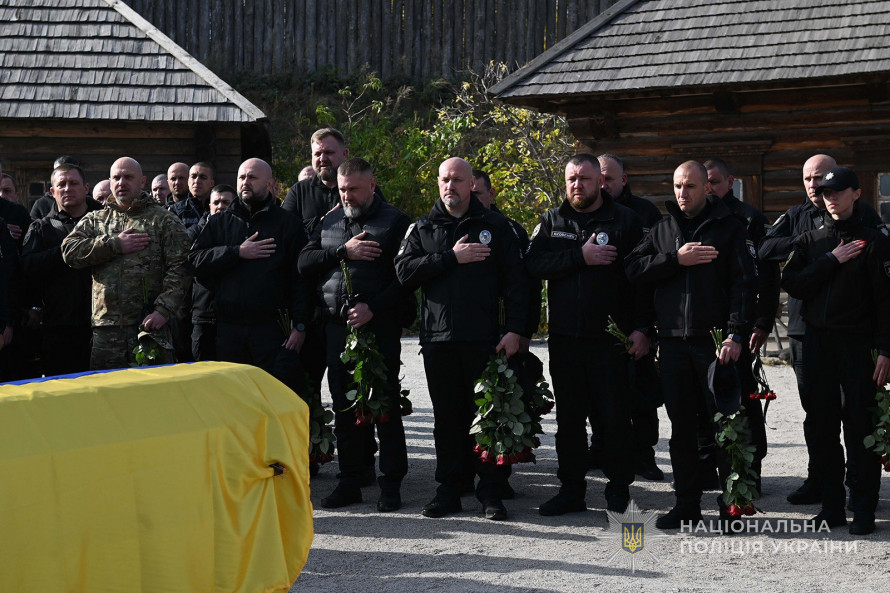 Назавжди в строю - у Запоріжжі попрощалися із загиблим поліцейським-спецпризначенцем Сергієм Ярмоновим (фото, відео)