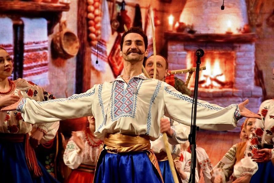 У запорізькій філармонії показали яскраву прем'єру мюзиклу з українським колоритом - фото