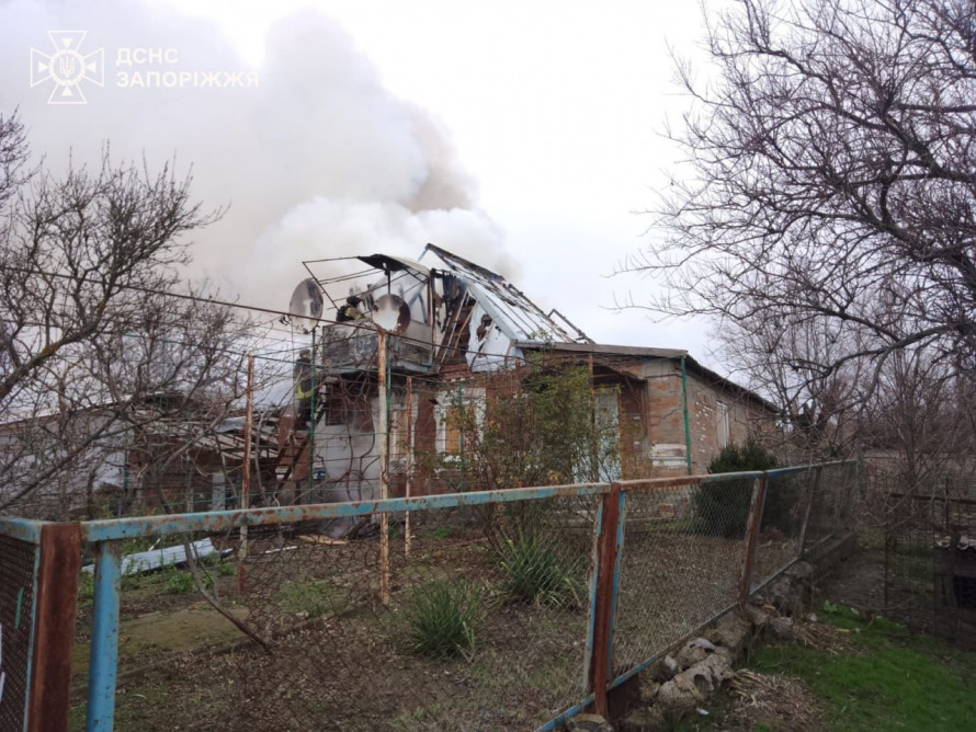 Росіяни завдали ракетного удару по Запорізькому району - поранений чоловік