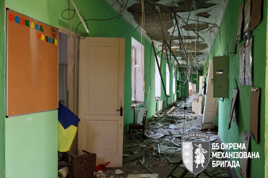 Собаки все ще чекають повернення господарів: як виглядає село Запорізького району у кіл-зоні (фото)