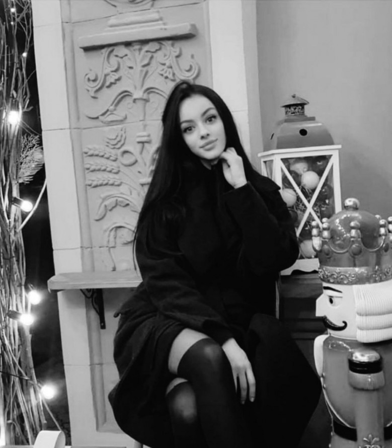 Відкривала кав'ярню, коли прилетіла ракета - у Запоріжжі померла підприємиця, за життя якої боролися три місяці (фото)