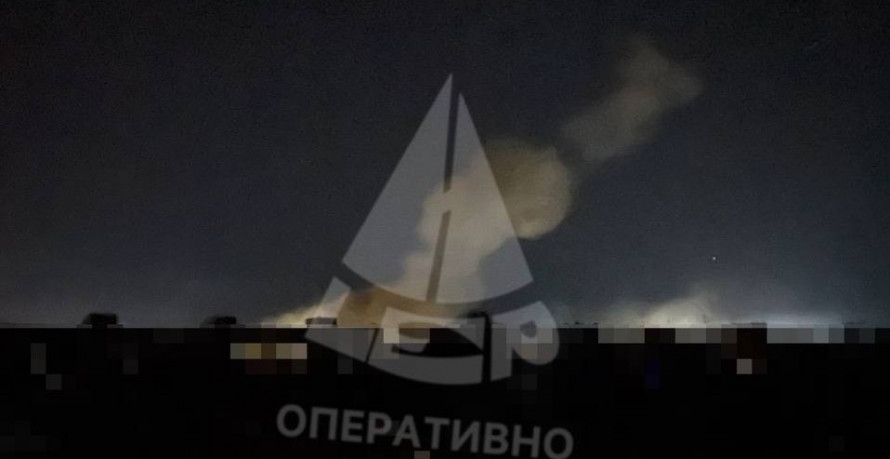 Шість ракет вдарили по Запоріжжю: внаслідок атаки постраждали люди (фото, відео)