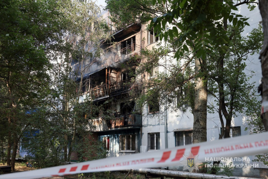 Через алкоголь і паління у Запоріжжі згоріло декілька квартир та постраждало 10 людей - встановили винуватця