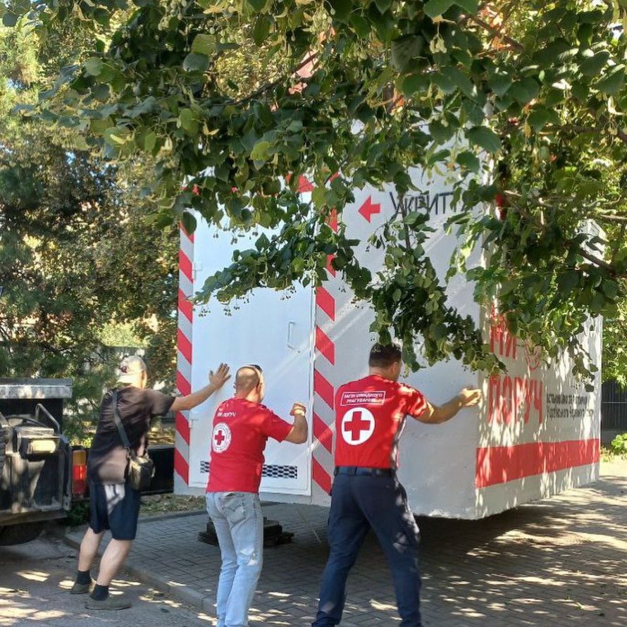 Безпека під час обстрілів - у Запоріжжі з'явилося ще одне модульне укриття (фото)