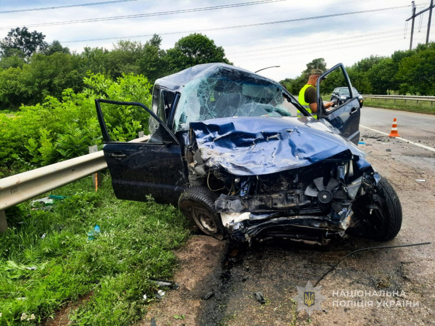 Алкоголь і небезпечний маневр: на Запоріжжі ДТП забрала життя двох пасажирок (фото)