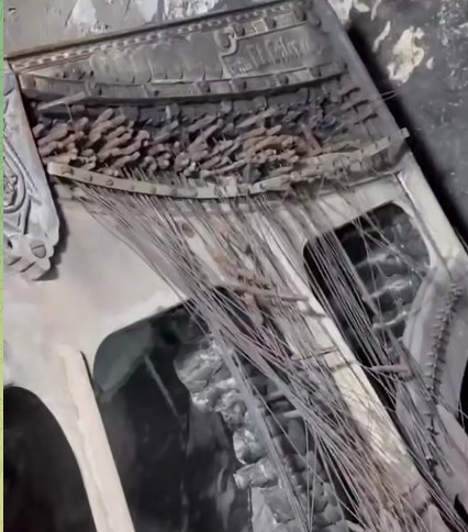 У зруйнованій квартирі в Запоріжжі виявили обгорілий рояль кінця ХІХ століття (відео)