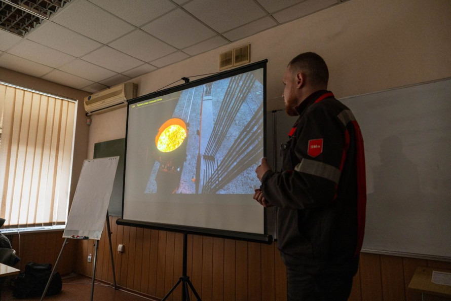 Інженерна освіта як шанс змінити країну: Метінвест Політехніка презентувала професійні перспективи запорізькій молоді