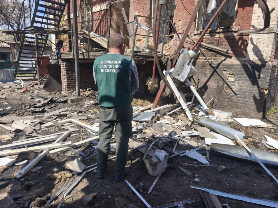 Екологи розповіли про наслідки ворожих атак 16 і 17 квітня - фото