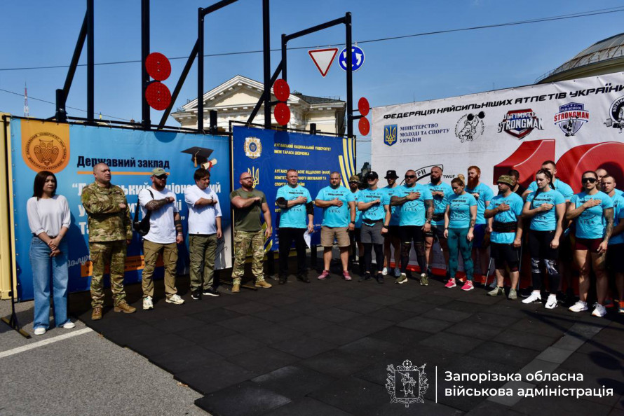 "У мене було два головних суперника": борець із Мелітополя став абсолютним чемпіоном України з богатирського багатоборства