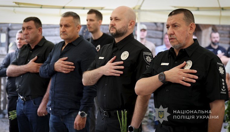 Зник безвісти в 2022 році: у Запоріжжі провели в останню дорогу захисника Романа Алешкевича (фото, відео)