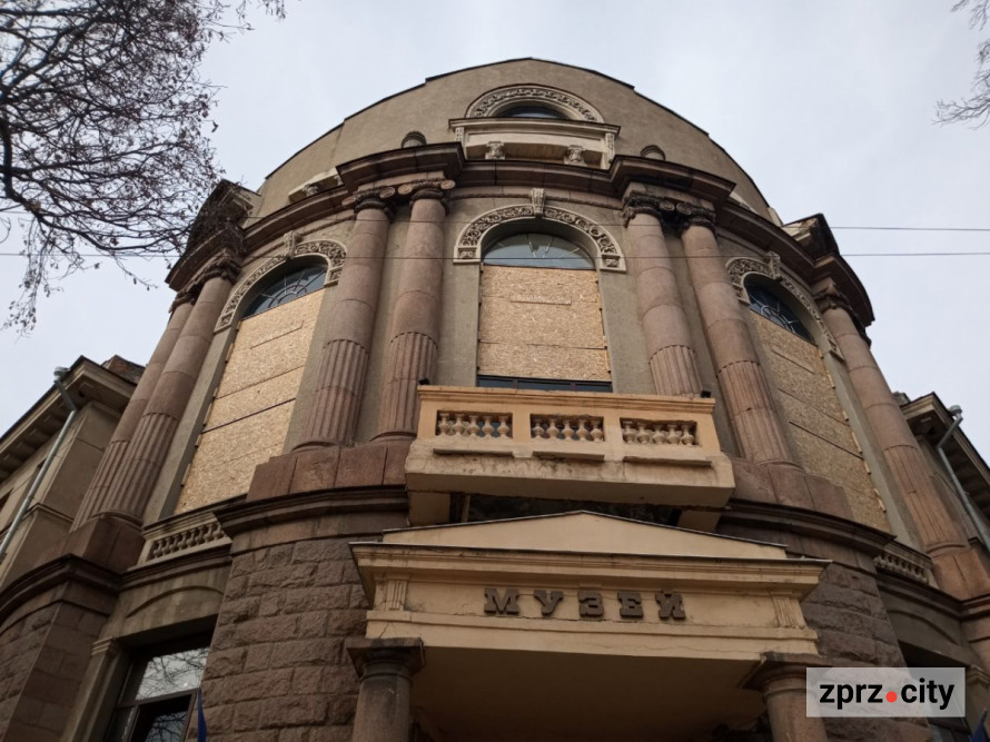 Хто насправді є архітектором найзнаменитішого запорізького туалету феномен «безправного авторства»