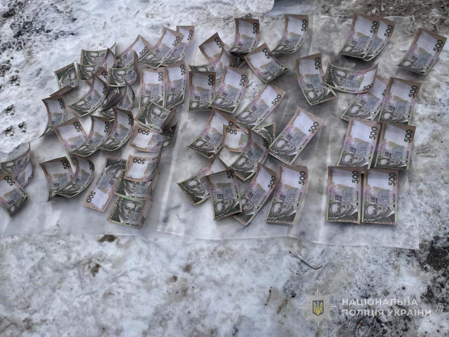 «Заробляв» на автоматах і гранатах - у Запоріжжі викрили торговця зброєю (фото)