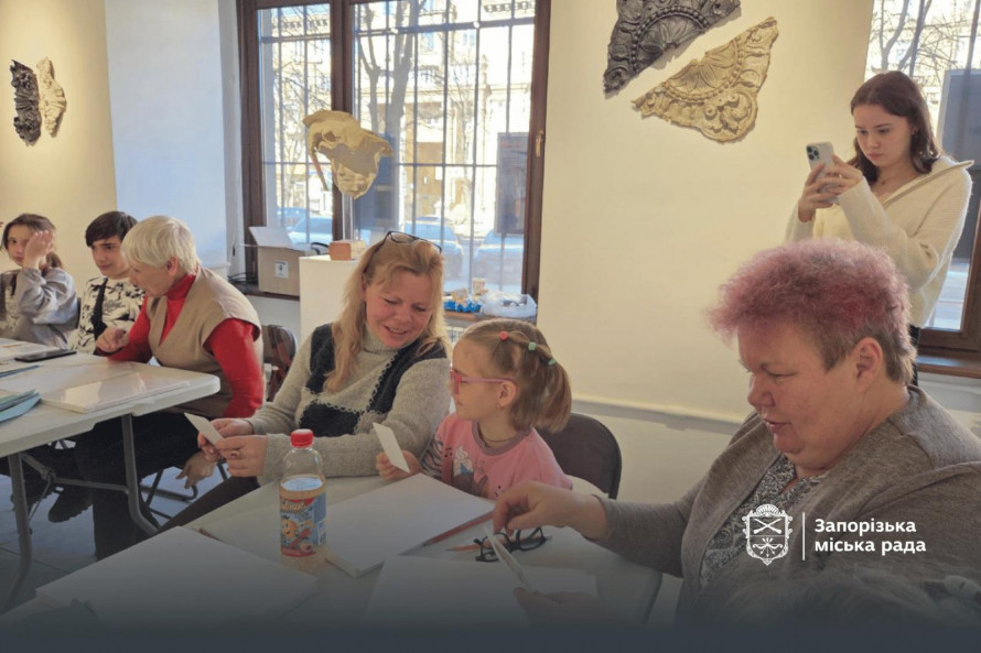 У Запоріжжі стартувала серія міських арттерапевтичних зустрічей для сімей - фото